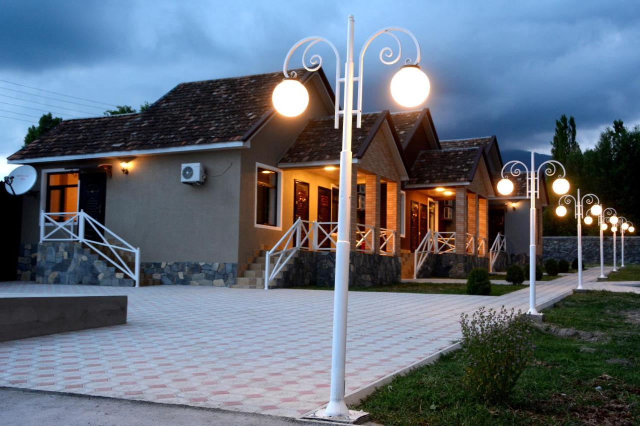 Tulpan Hotel Sheki Ngoại thất bức ảnh